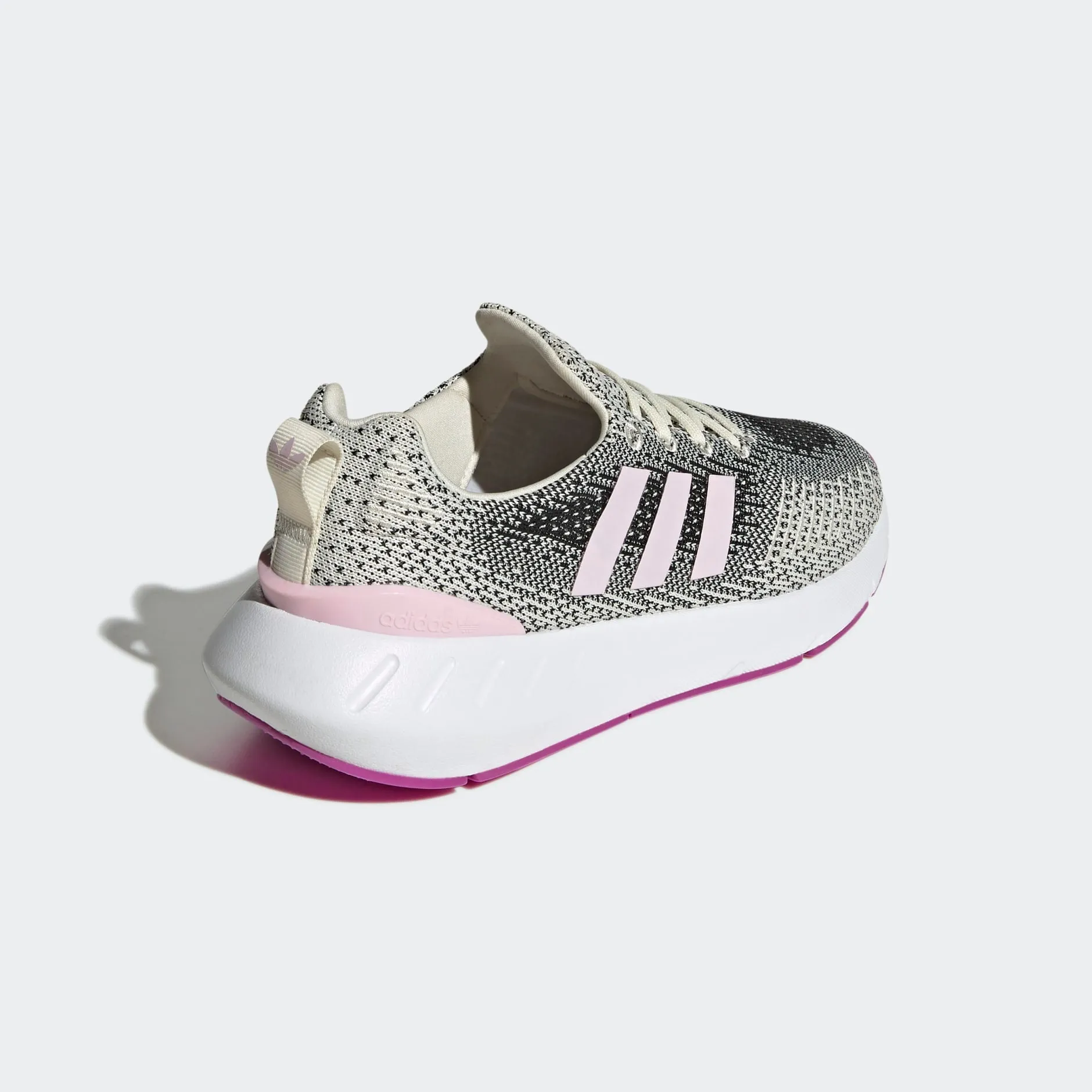 ADIDAS SWIFT RUN 22 W - GV7979