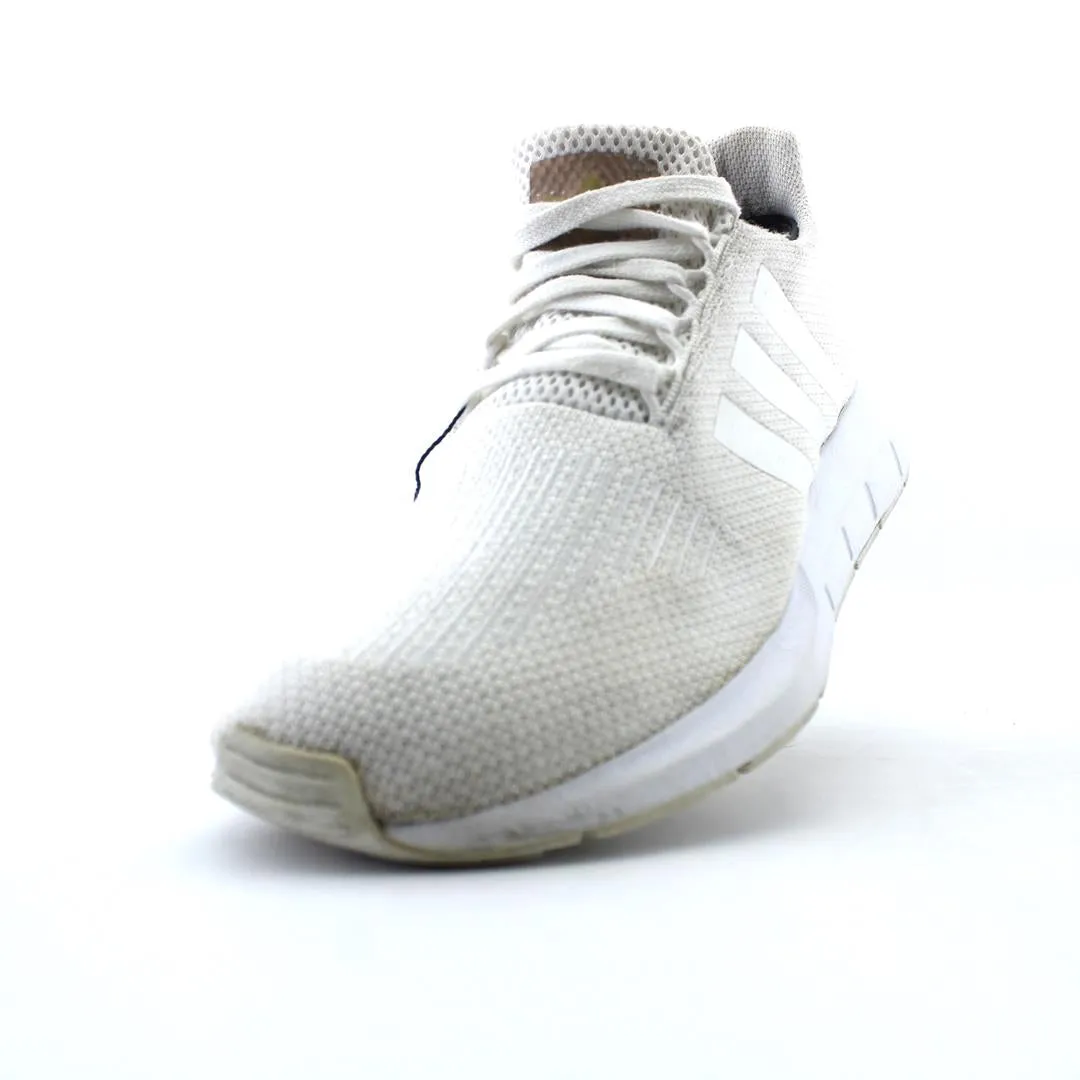 ADIDAS SWIFT RUN W