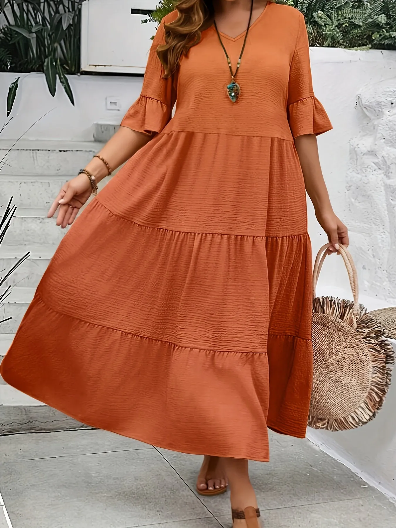 Delphine - Graceful Flowy Dress