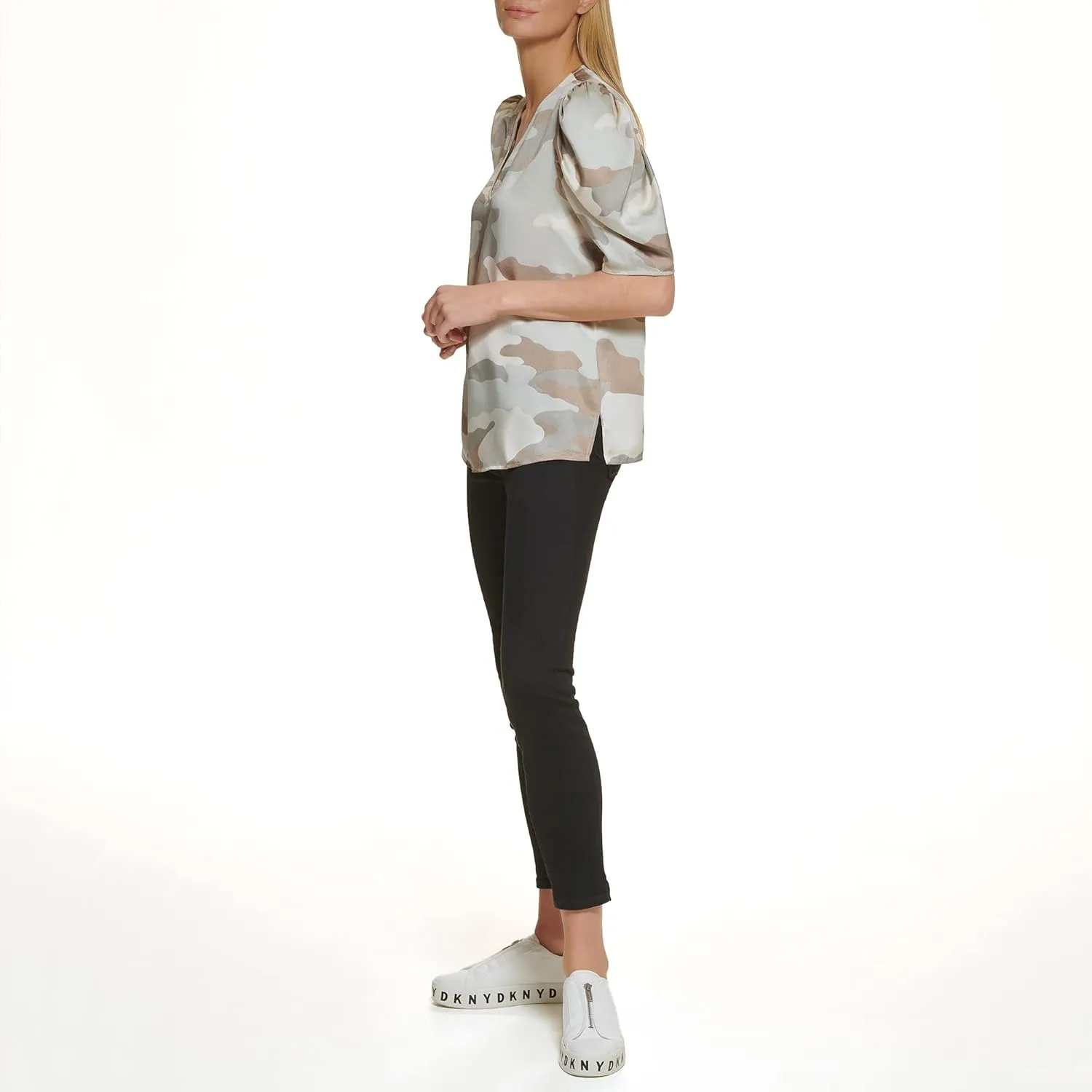 DKNY Women's Polished V-Neck Statement Sportswear Top