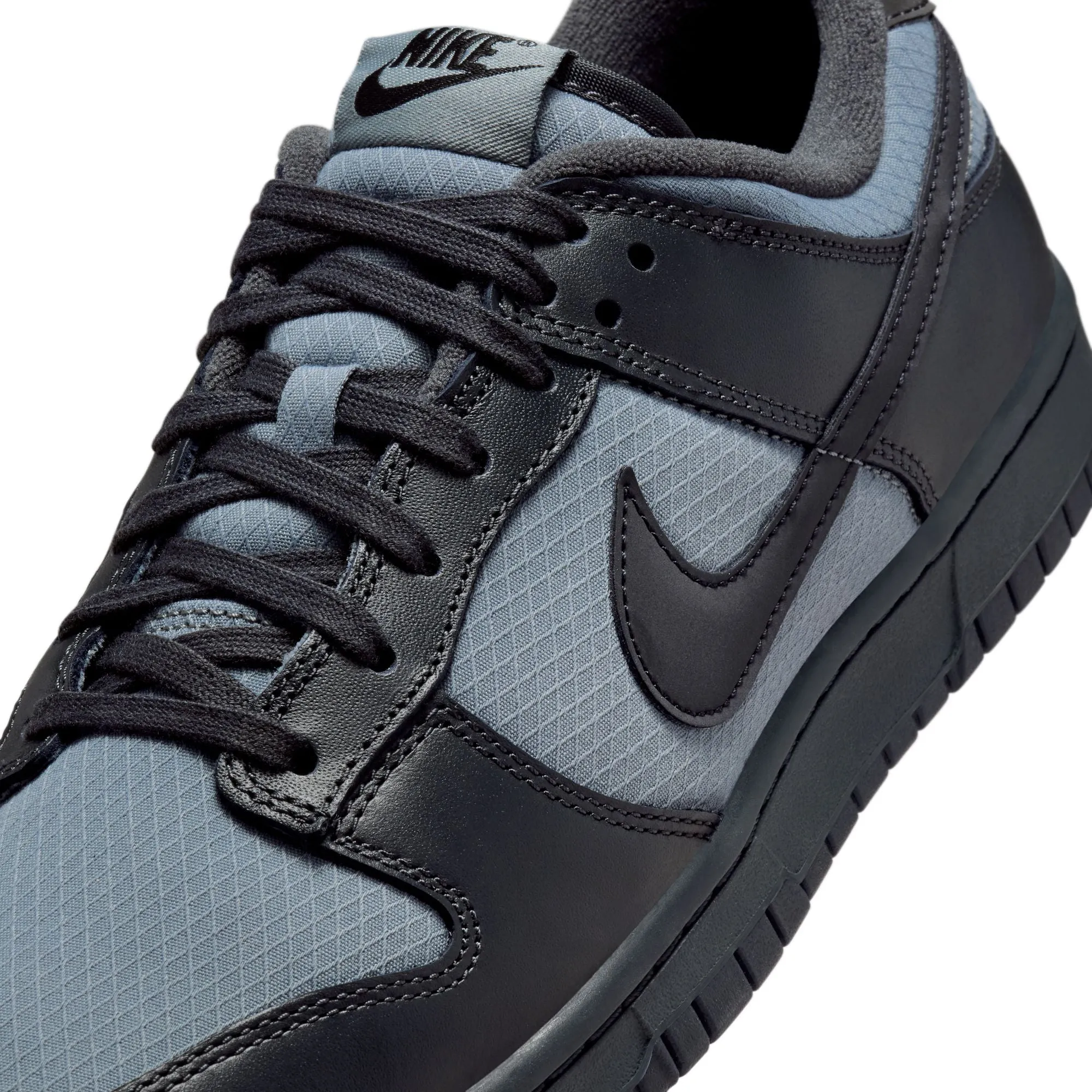 DUNK LOW RETRO SE