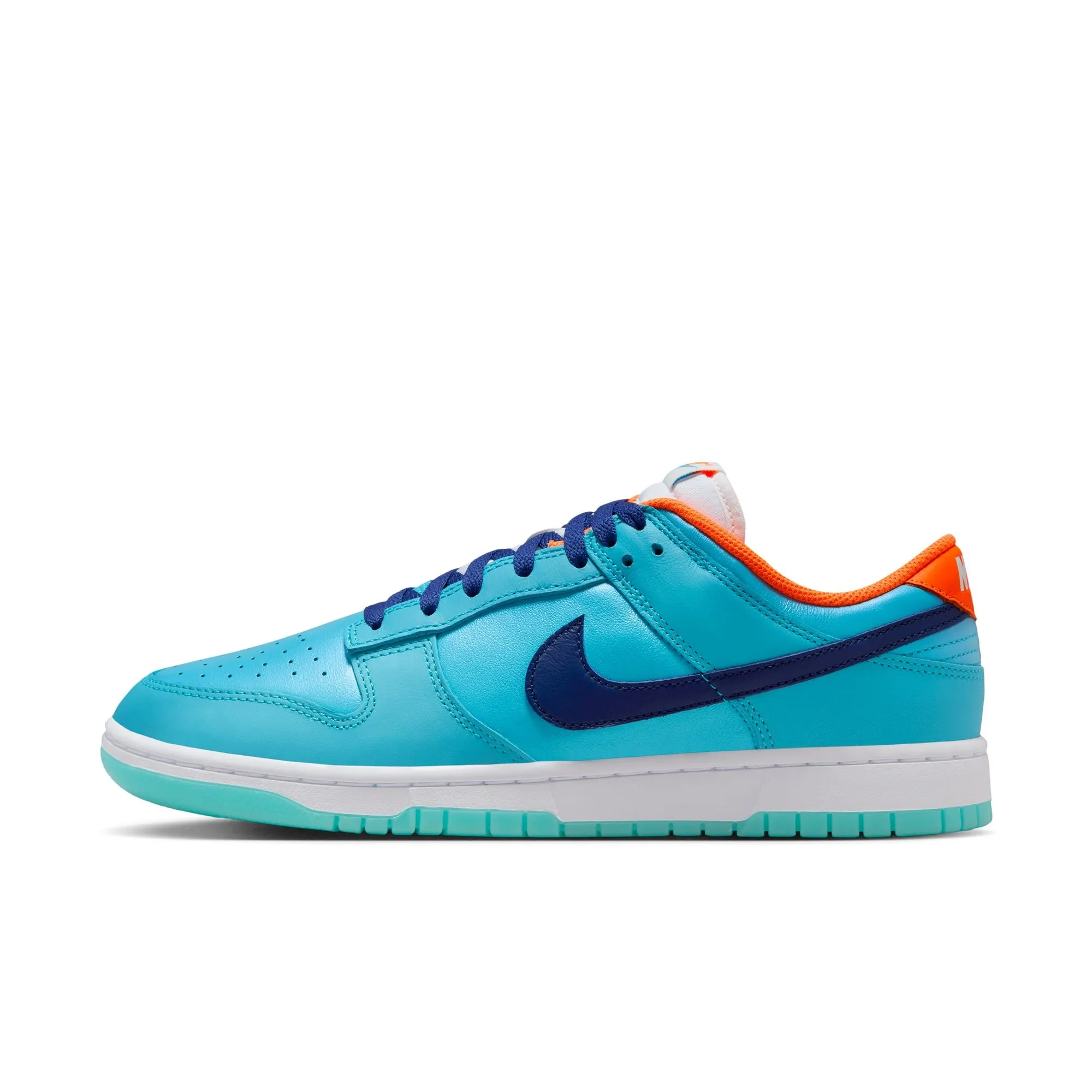 DUNK LOW SE