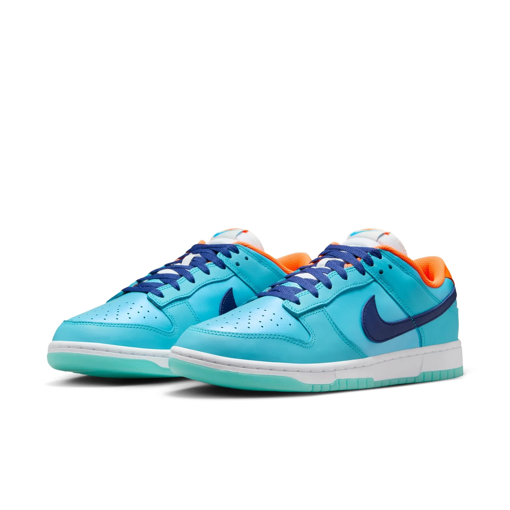 DUNK LOW SE