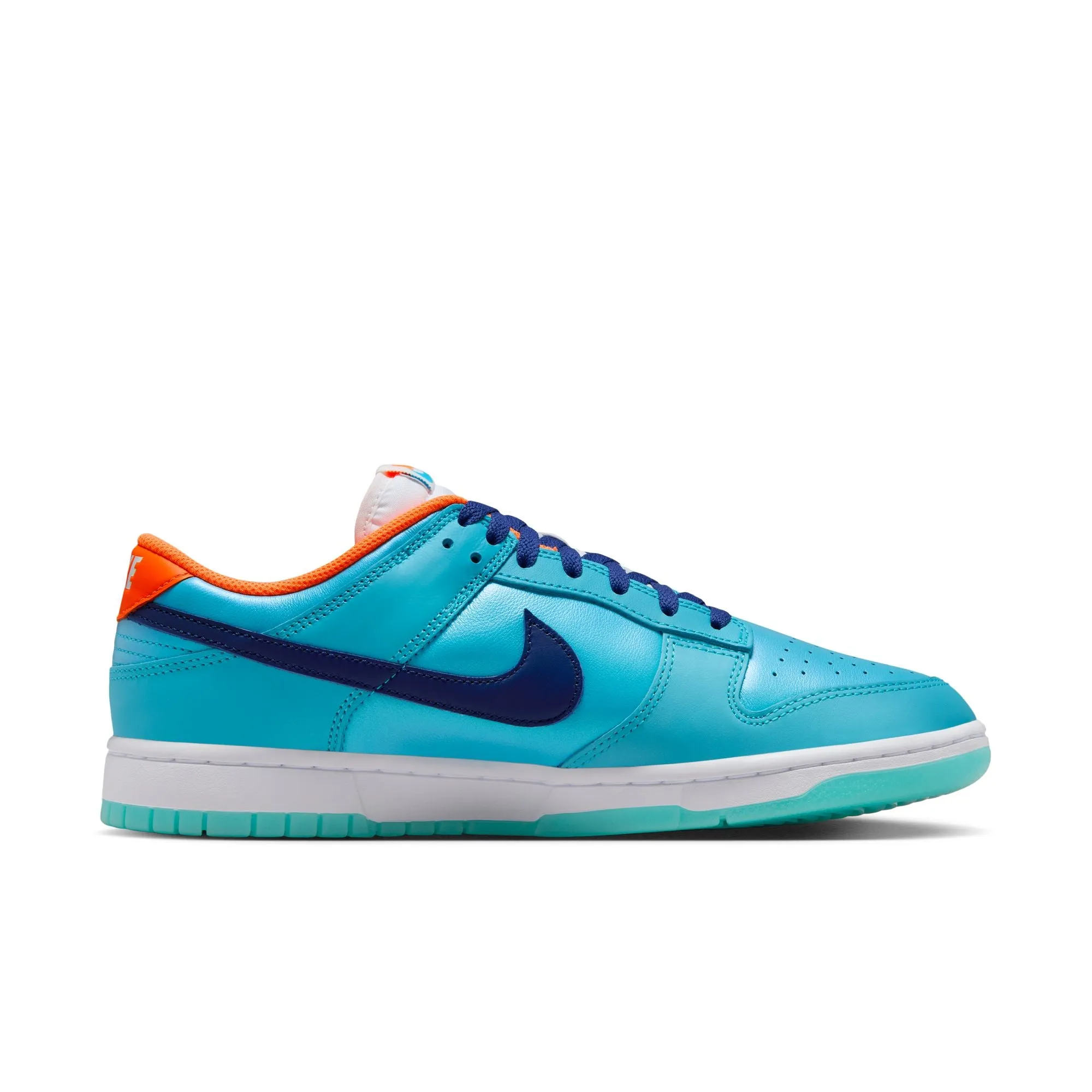 DUNK LOW SE