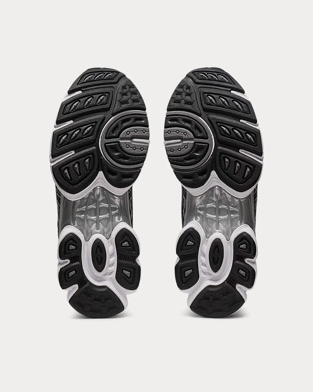 Gel-Nimbus 9 Graphite Grey / Pure Silver Low Top Sneakers