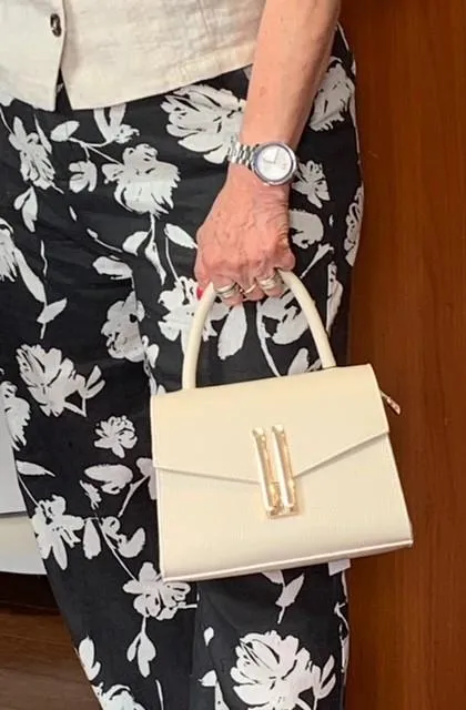 Graceful Leather Purse