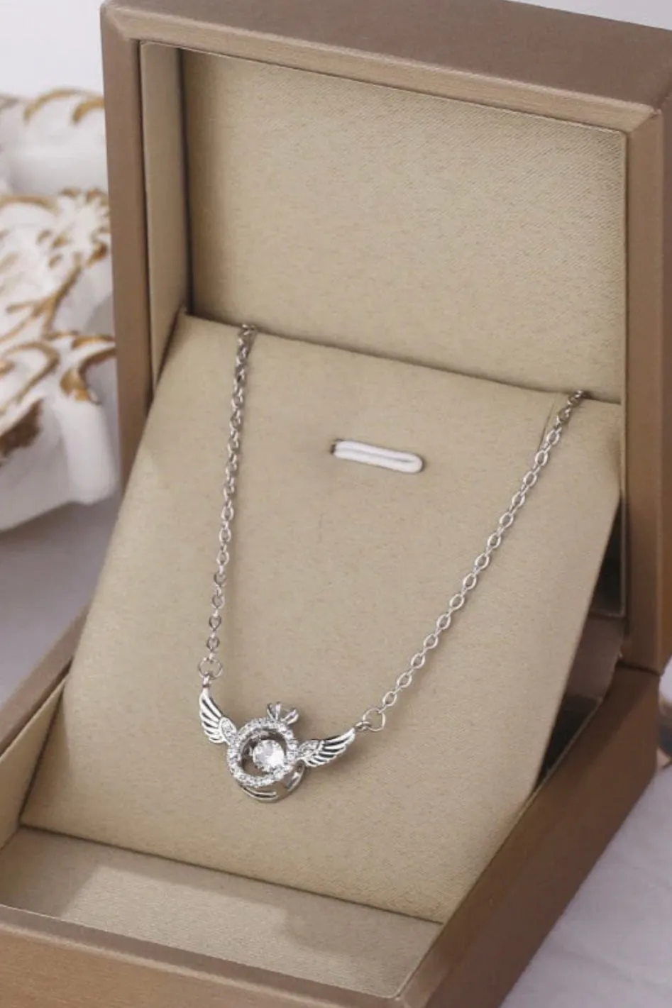Jewelance - Graceful Angel Wings Necklace