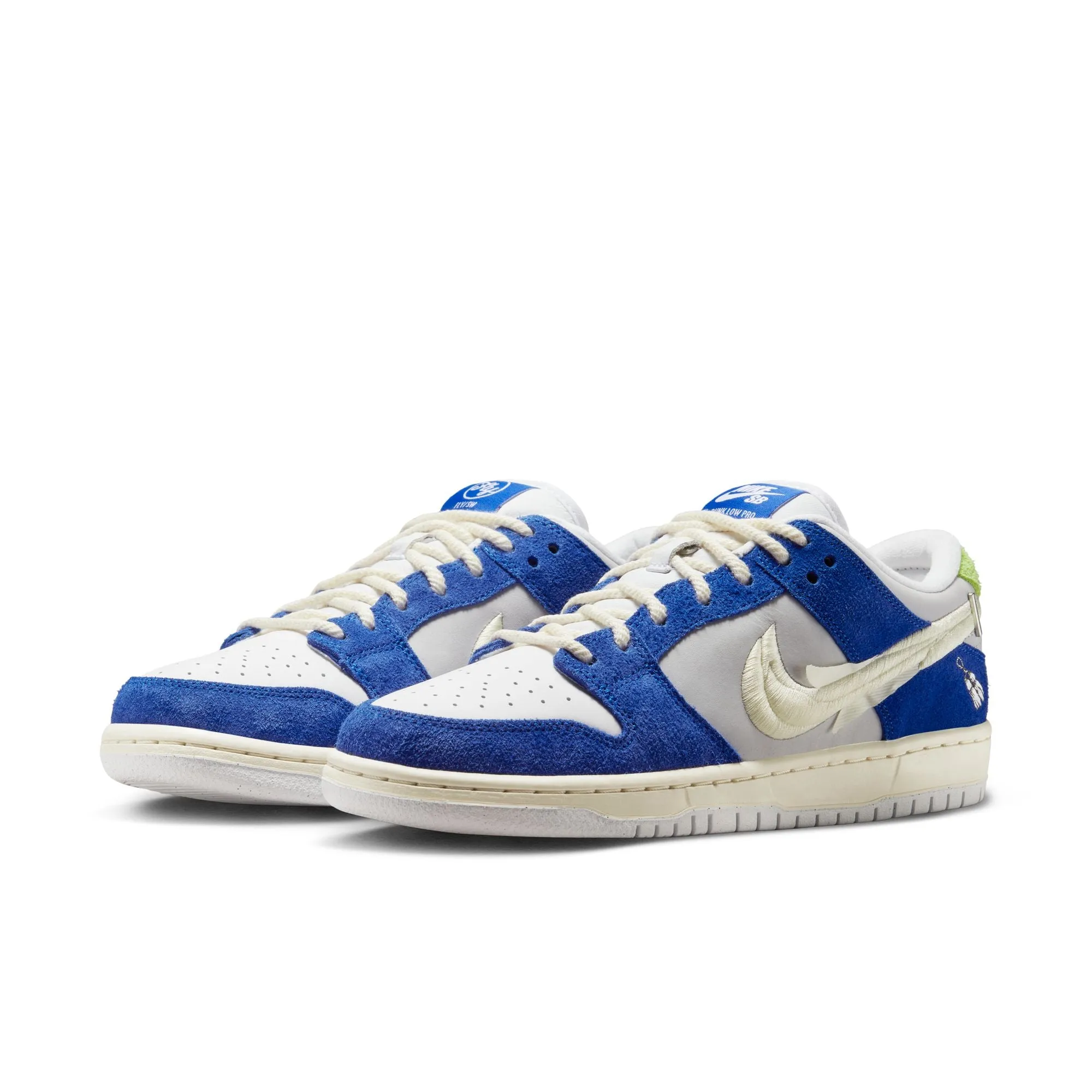 NIKE SB DUNK LOW PRO QS FLY STREETWEAR "GARDENIA"