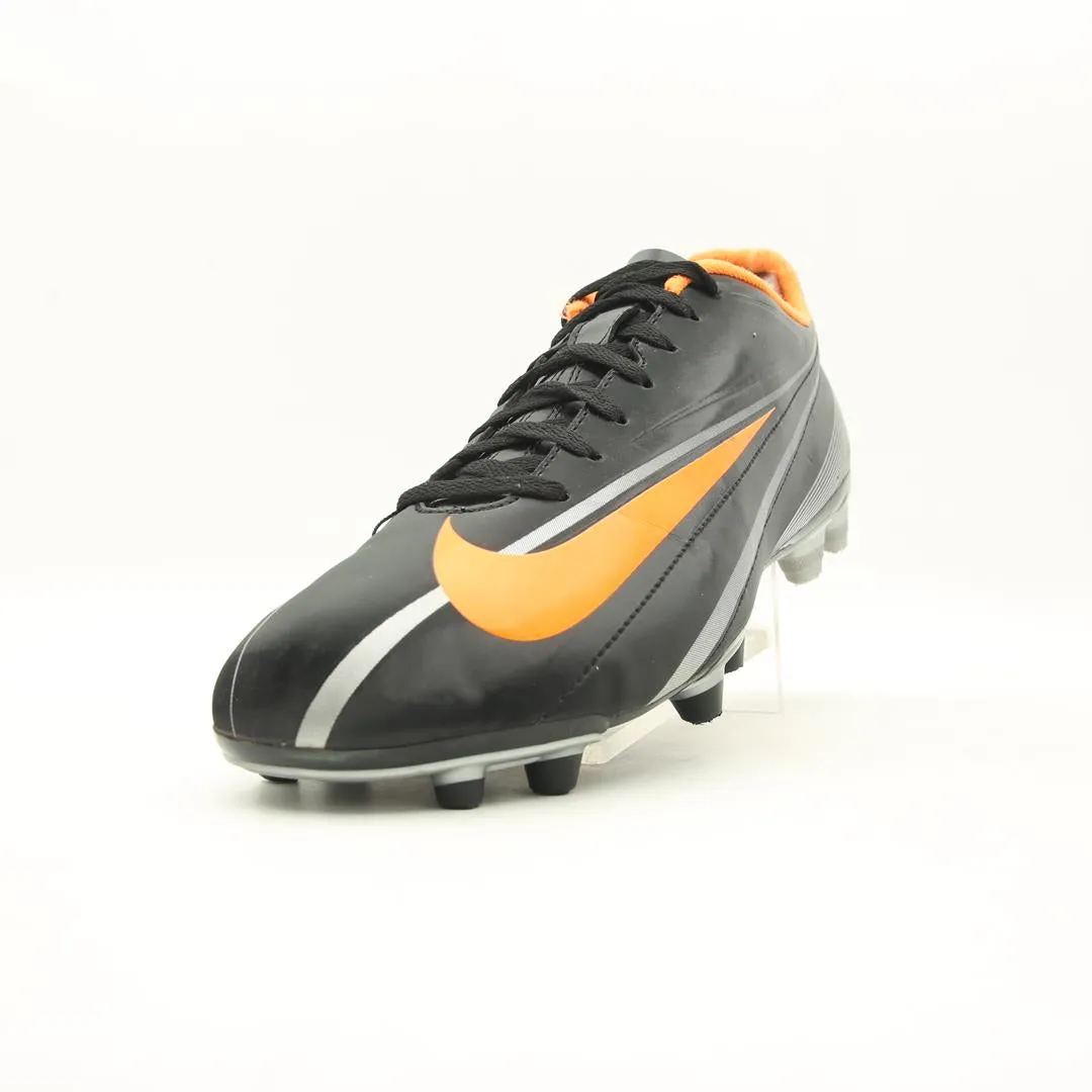 NIKE  SWIFT FG