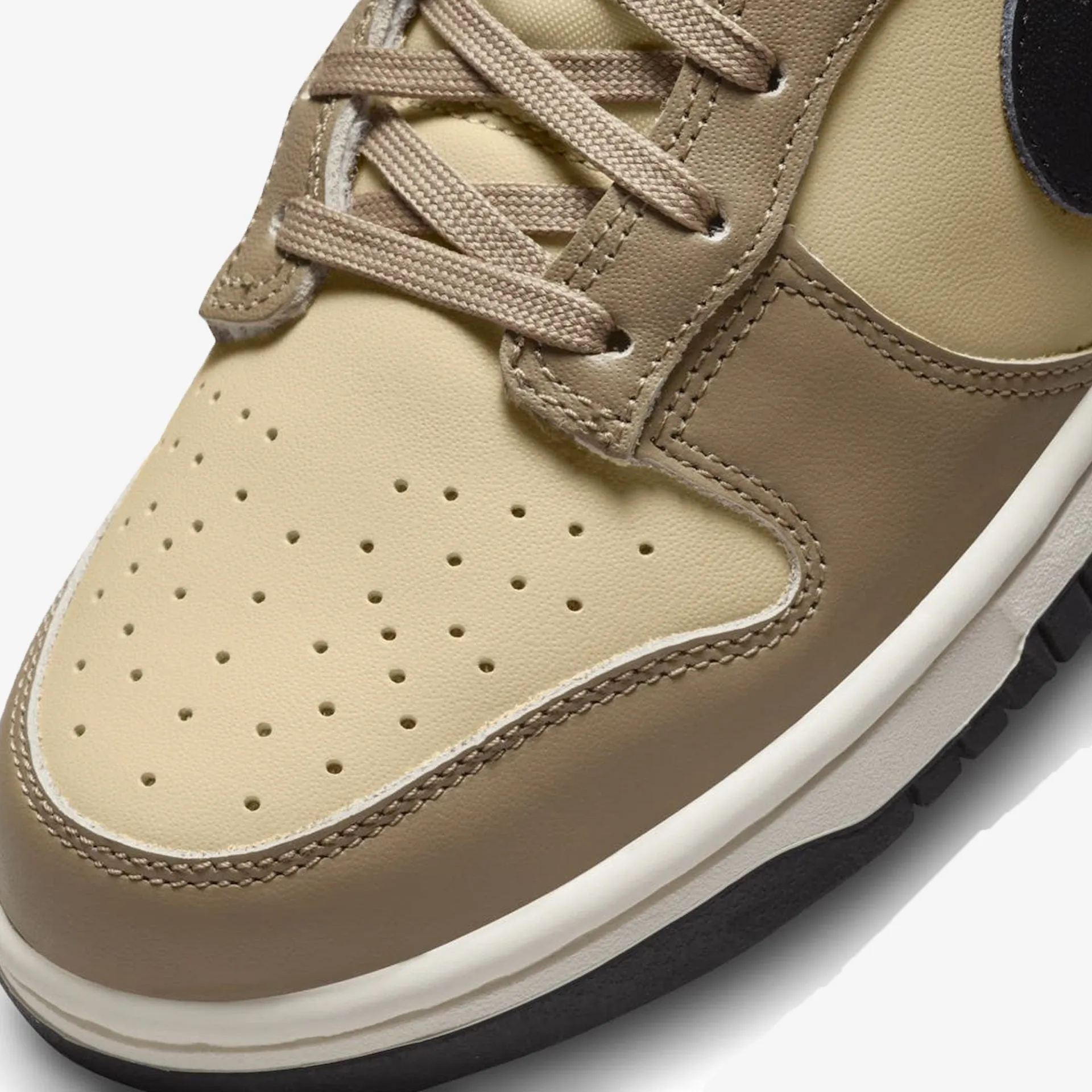 Nike | WMN'S DUNK LOW  { DK DRIFTWOOD/BLACK