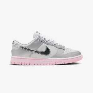 NIKE | WMN'S DUNK LOW LX {  PHOTON DUST/METALLIC SILVER-PINK FOAM