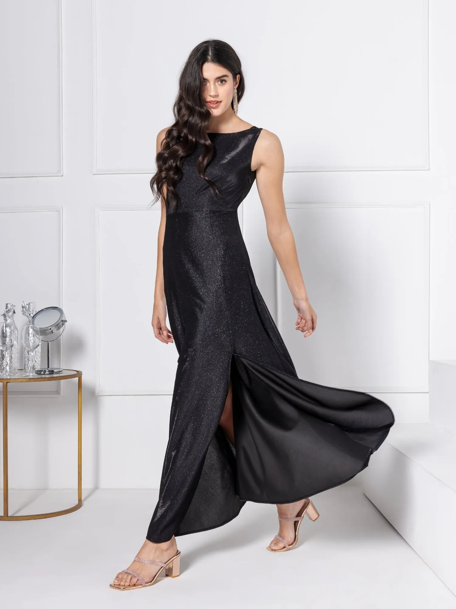 Noir Glitz Graceful Maxi Dress