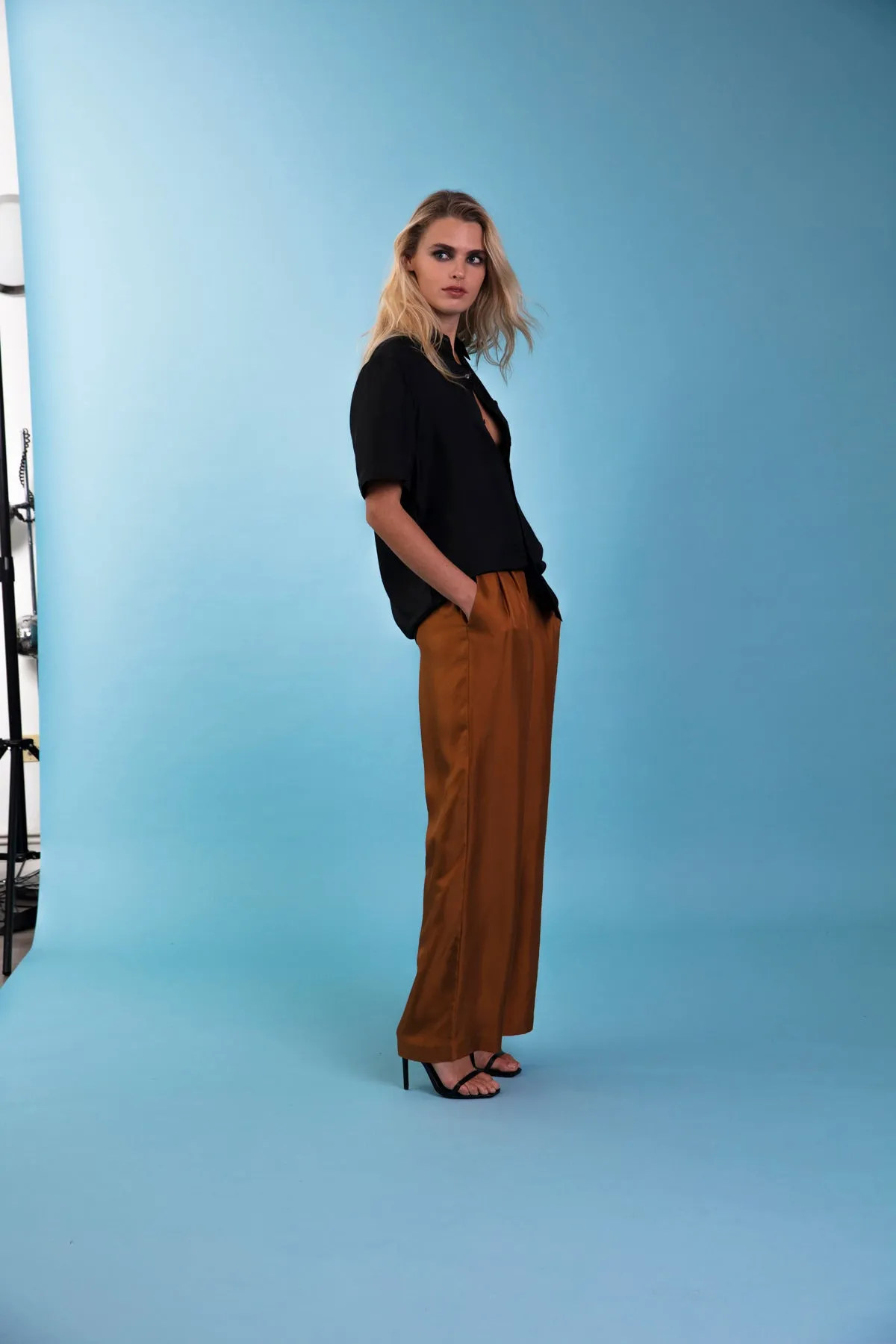 Salinas Silk Trouser Caramel Woman