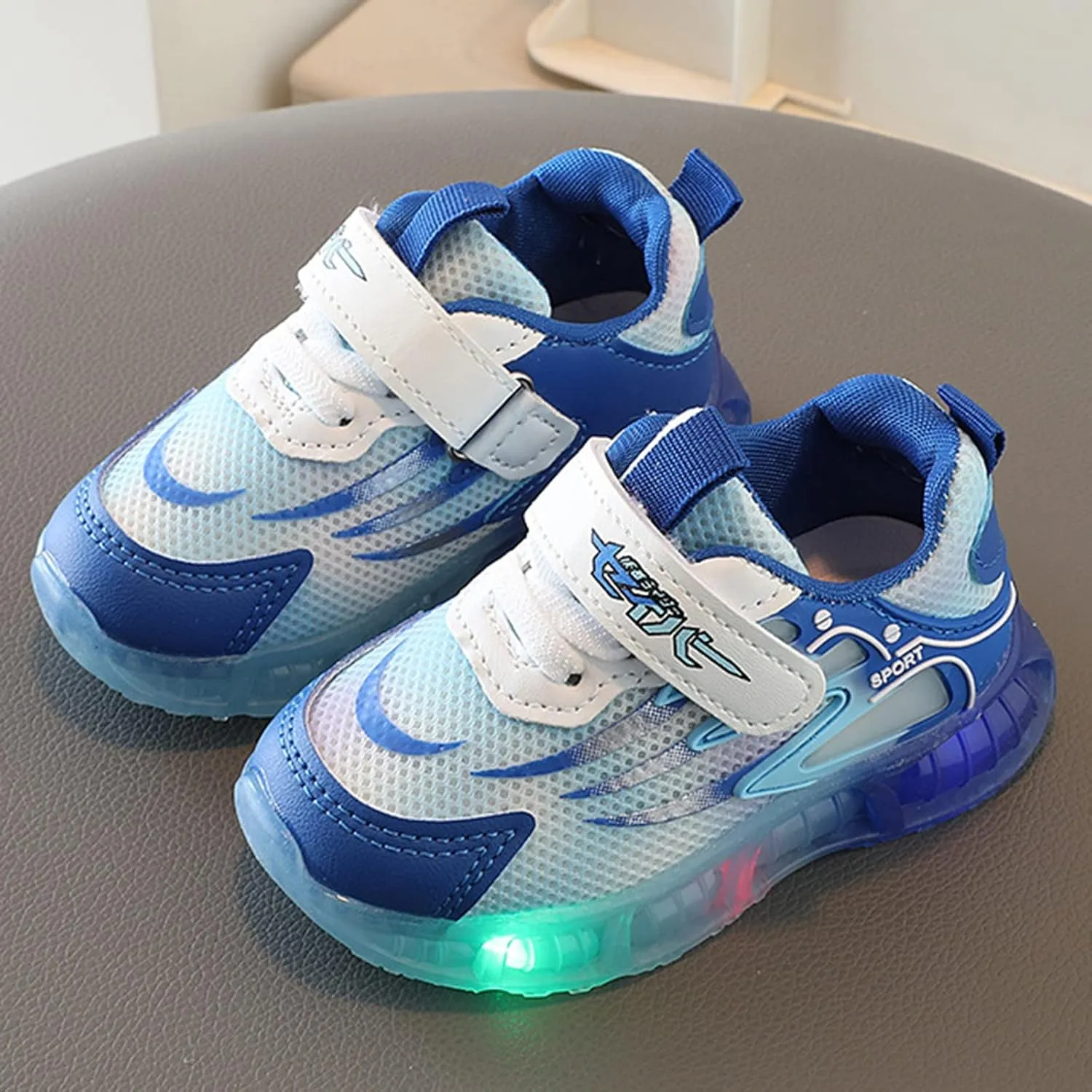 Unisex Kids' Light Up Shoes Slip On Sneaker Toddler Walking Shoes Non-Slip Breathable Sports Running Shoes