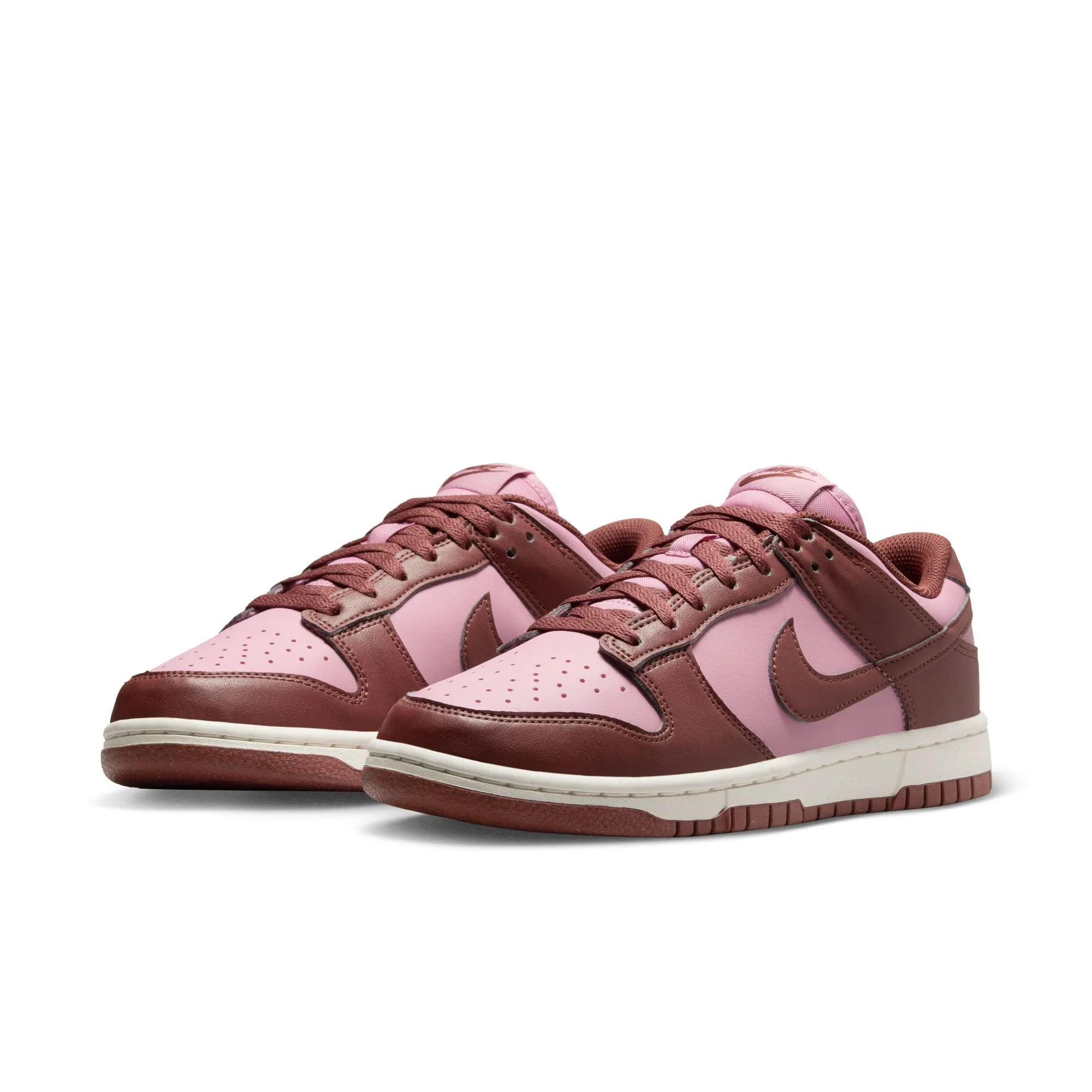 W DUNK LOW NEXT NATURE