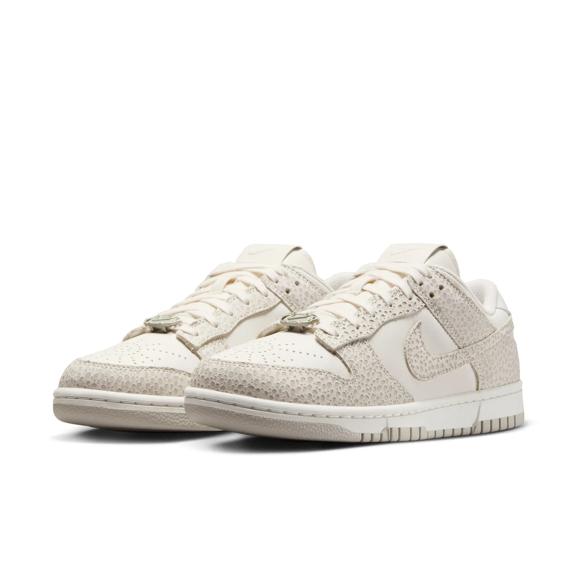 W DUNK LOW PRM